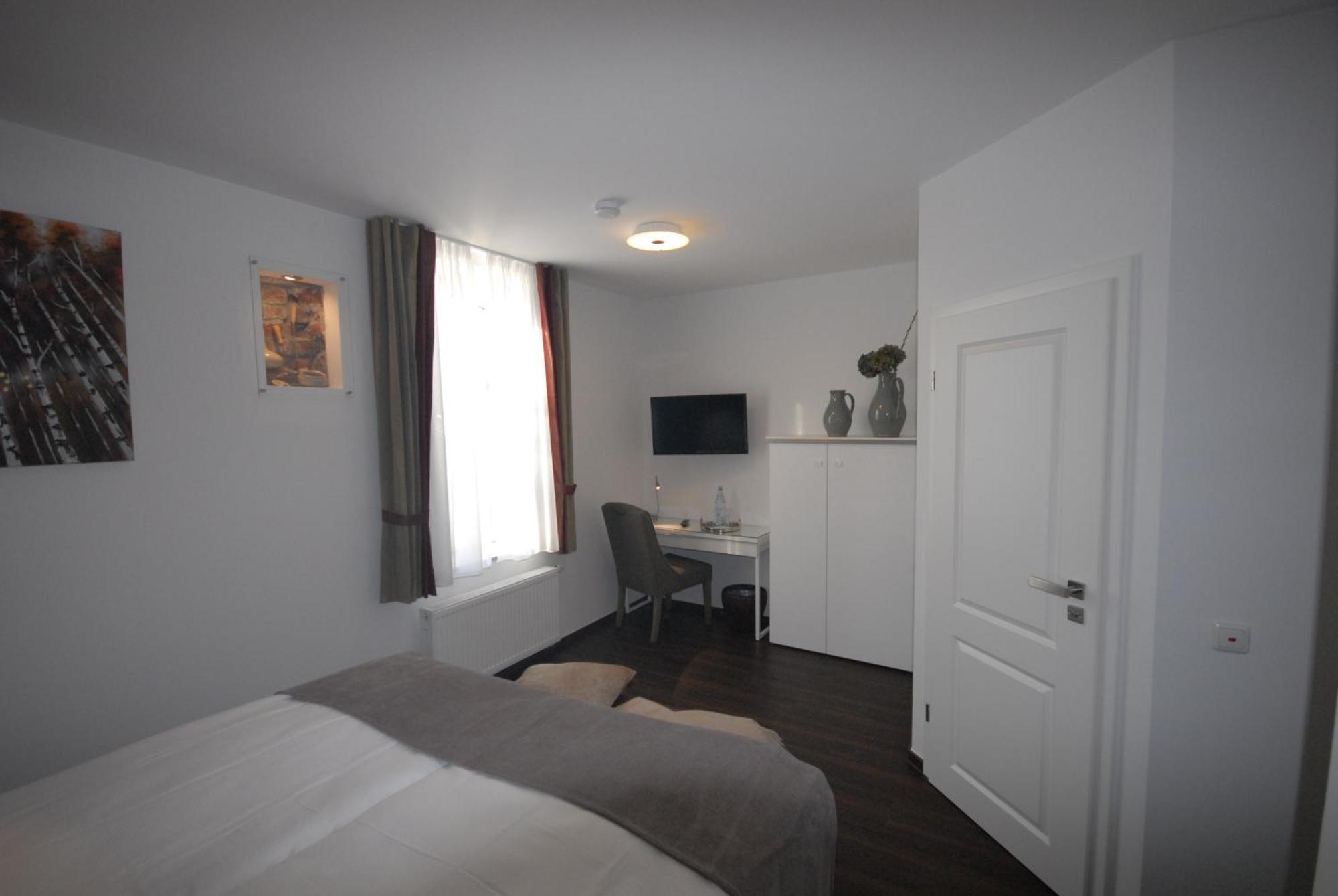 Landhotel Alte Toepferei Duisburg Exteriör bild