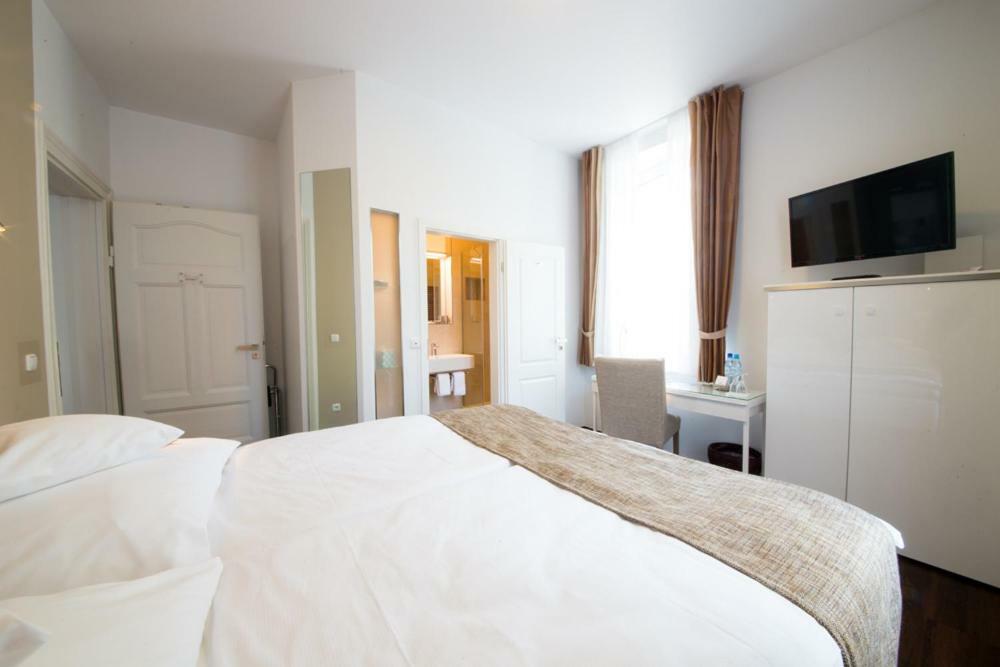 Landhotel Alte Toepferei Duisburg Exteriör bild