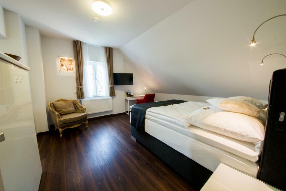 Landhotel Alte Toepferei Duisburg Exteriör bild