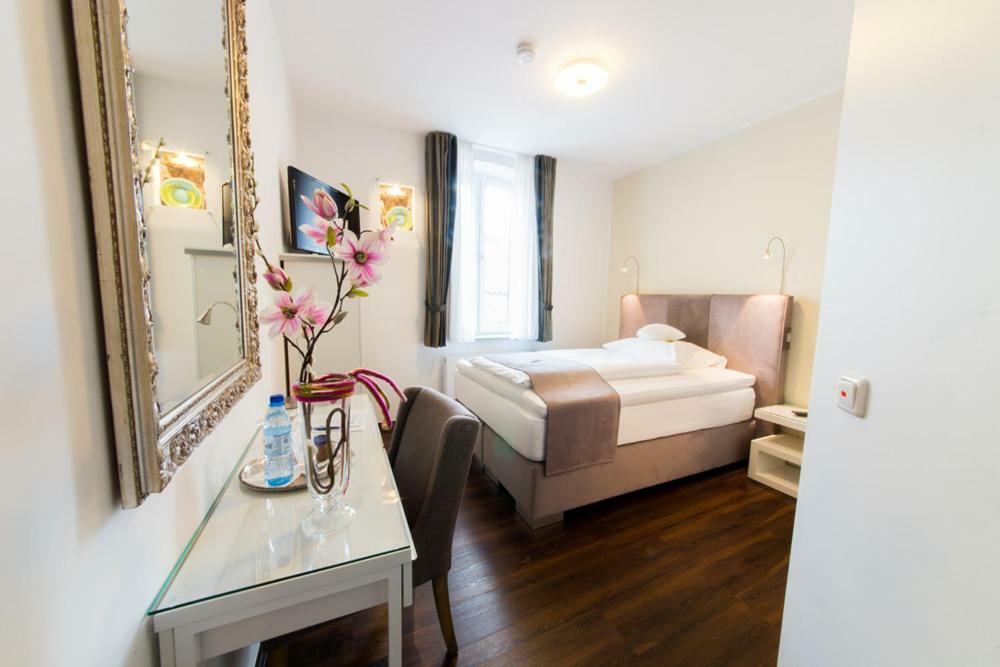 Landhotel Alte Toepferei Duisburg Exteriör bild