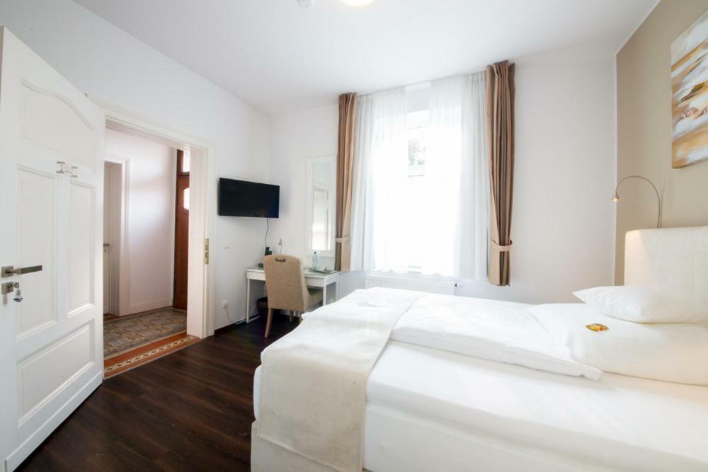 Landhotel Alte Toepferei Duisburg Exteriör bild